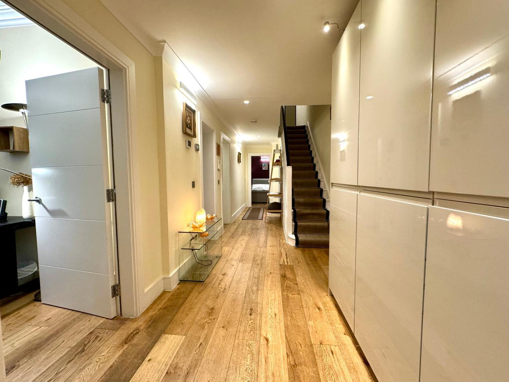 2 Bedroom Apartment In Central London South Kensington By Wild Londra Exterior foto