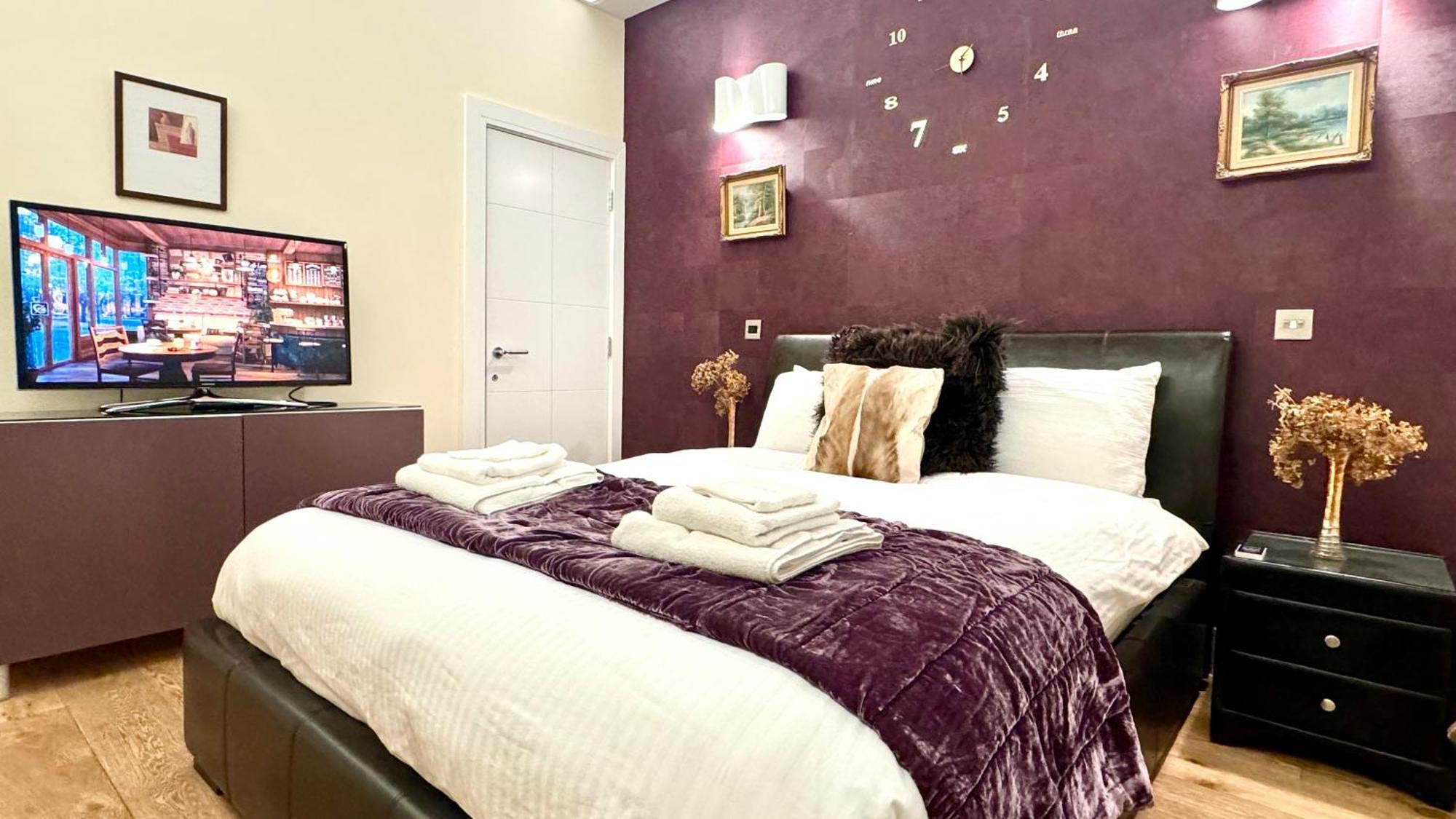 2 Bedroom Apartment In Central London South Kensington By Wild Londra Exterior foto